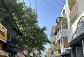 Nhà  Đường Cách Mạng Tháng 8 Phường 5 Quận Tân Bình.